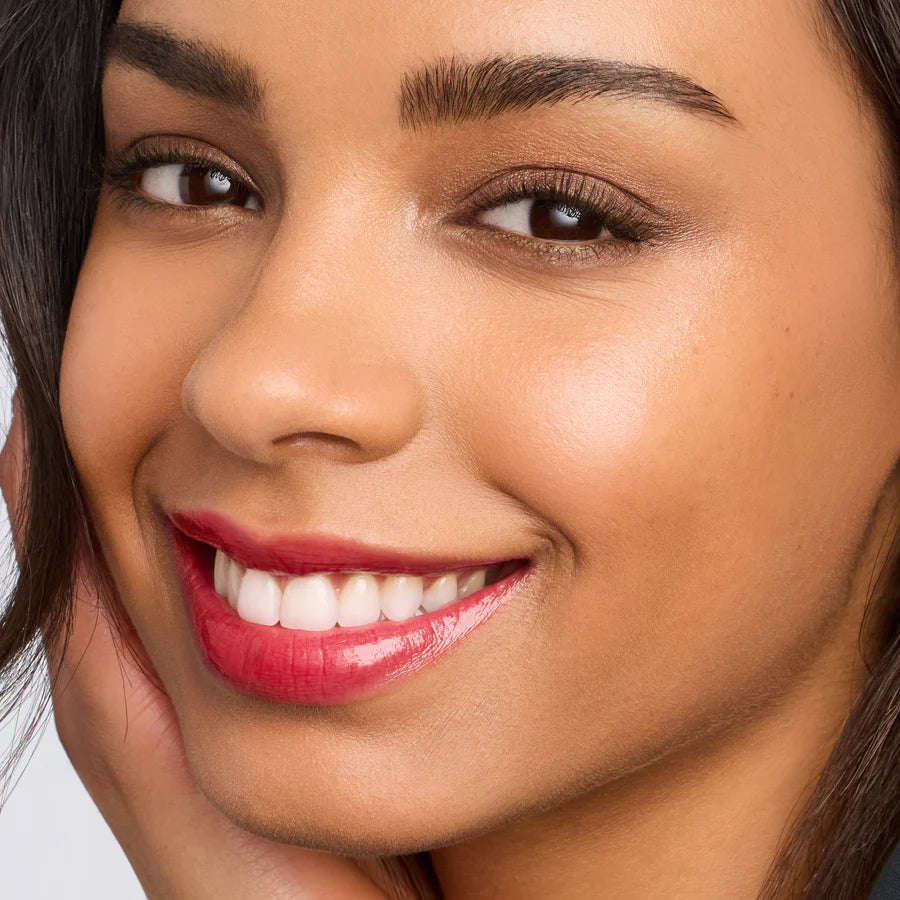 Jane Iredale's Limited-edition eye set featuring mini cream-to-powder eye shadow sticks in Moonstone & Bronze and a smudge-resistant tubing mascara for effortless definition and natural glow. Australia-wide shipping.