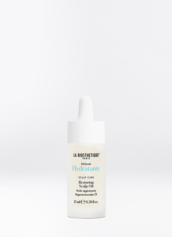 La Biosthetique Restoring Oil - Nourishing oil to soothe dry scalp. Shipping all over Australia. Free Shipping for orders over $350. Shop now!