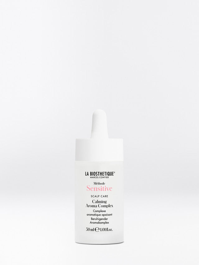 La Biosthetique Methode Sensitive Calming Aroma Complex. The aroma complex utilises the therapeutic powers of essential oils to restore sensitive scalps to their healthy balance and strengthen general well-being. La Biosthetique Australian stockist. Free Shipping for orders over $350. Shipping only in Australia. Shop now!