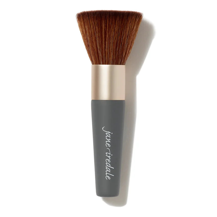 Jane Iredale's Handi™ Brush offers even and complete coverage for pressed powders. Jane Iredale Australian stockist. Monecious is Geelong-based. Shipping all over Australia.